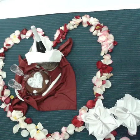 Alojamento de Acomodação e Pequeno-almoço Marebello Otranto