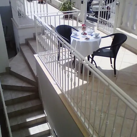 Oda ve Kahvaltı Marebello Otranto