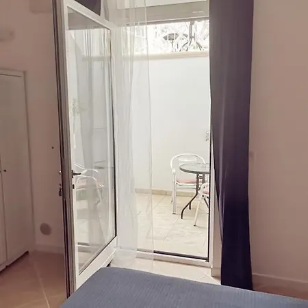 Oda ve Kahvaltı Marebello